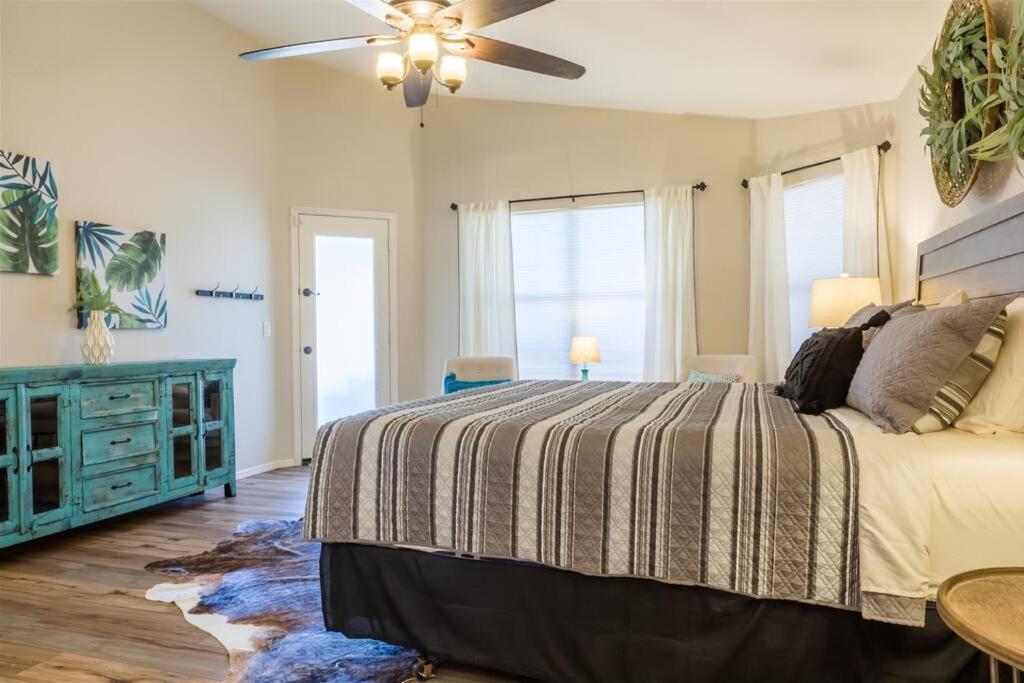 Private Paradise With Pool Heater, Spa, Billiards Avondale Exterior foto
